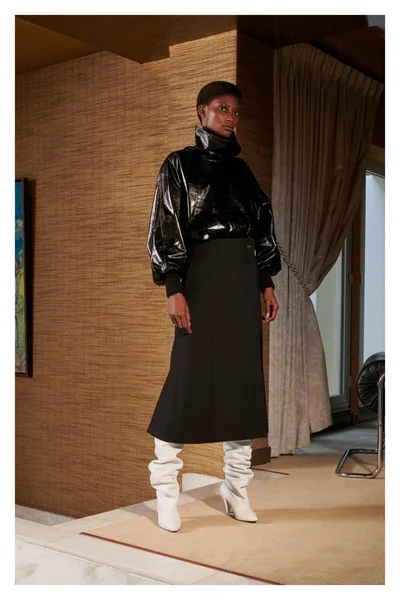 Look 12